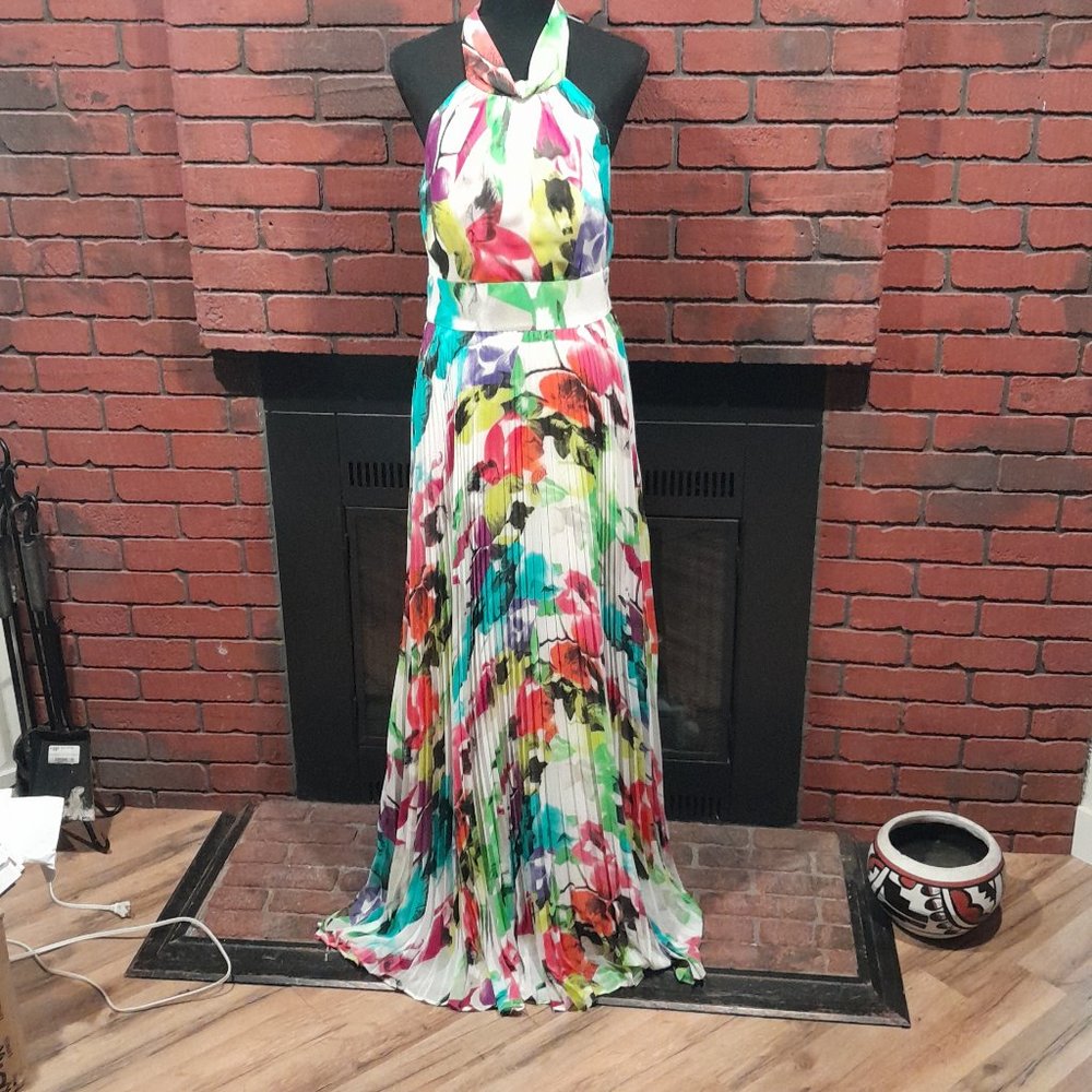 Eliza  J Floral Maxi Dress halter Pleated Dress Size 8
